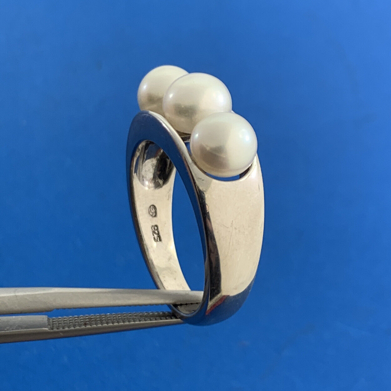Designer 925 Sterling Silver White Pearl Trio Cocktail Ring