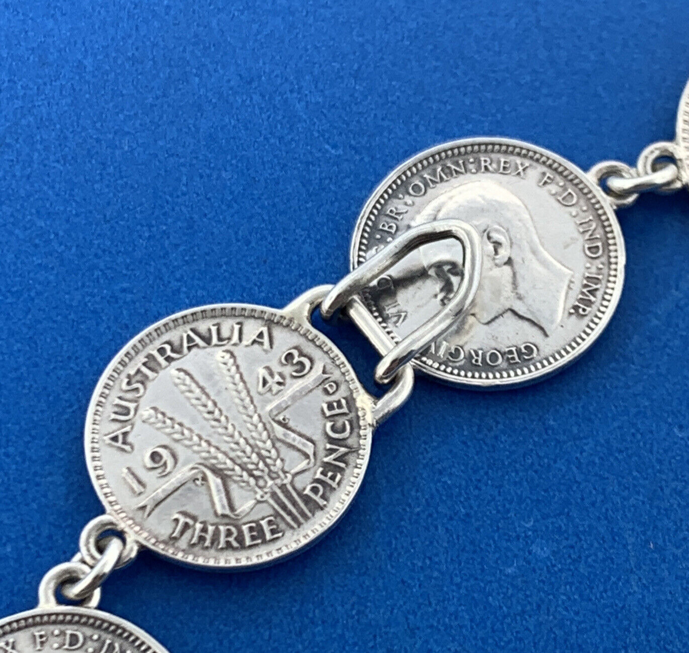 Vintage 1942-1943 Great Britain Australia 3 Pence 6 Pence Shilling Coin Bracelet