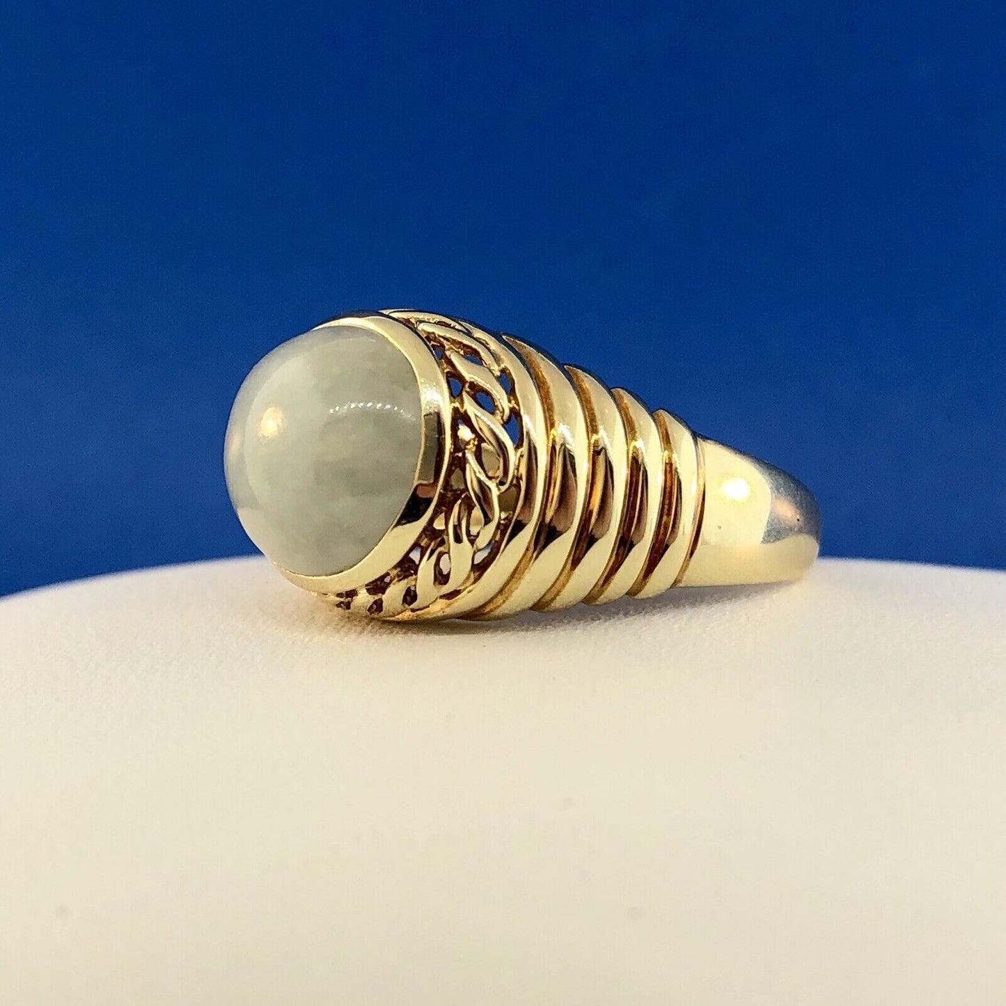 Designer PDV 14K Yellow Gold Oval Jade Jadeite Modernist Ribbed Dome Ring