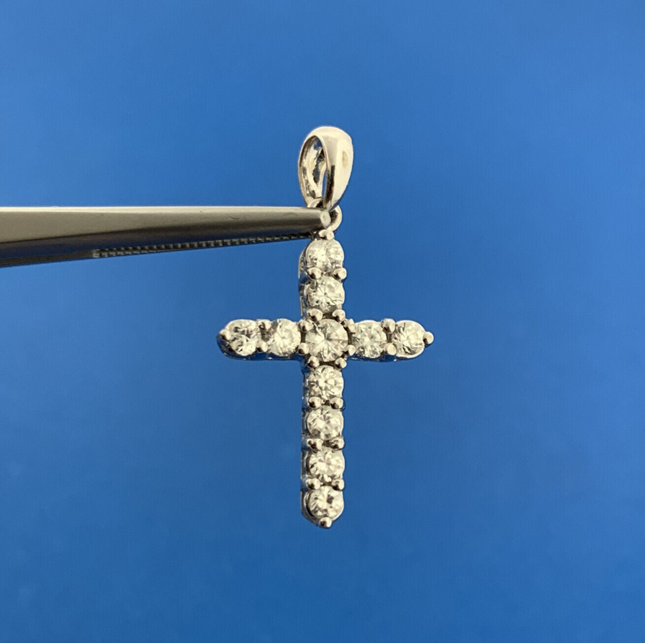 Designer 18K White Gold Cubic Zirconia CZ Cross Religious Communion Pendant