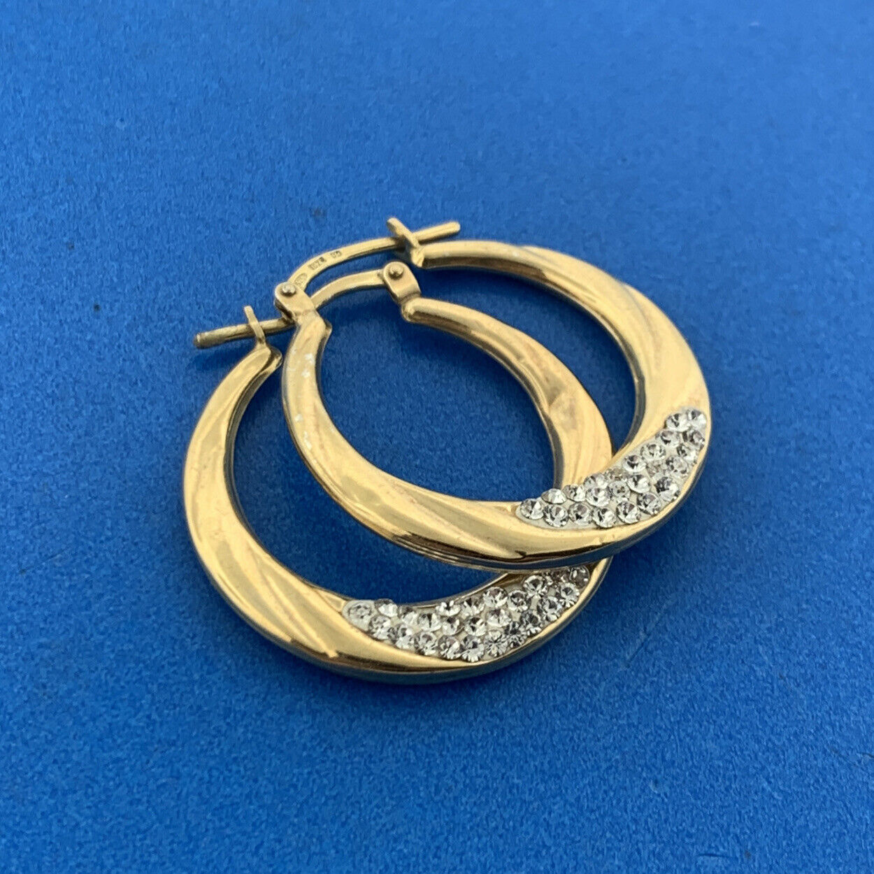 Designer Sterling Silver Vermeil Gold Toned Cubic Zirconia Ribbed Hoop Earrings