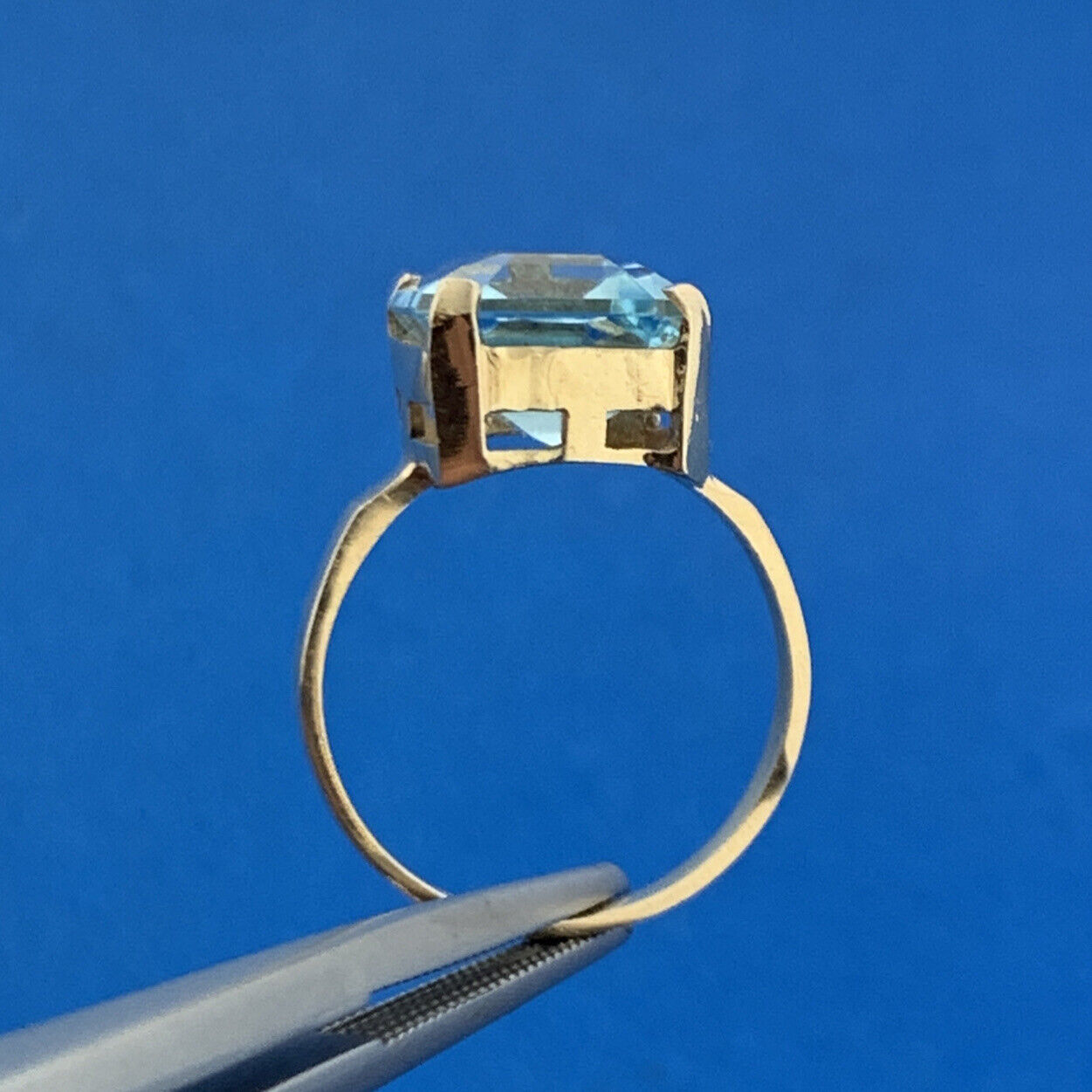 Estate Designer 14K Yellow Gold Rectangle Blue Topaz Solitaire Statement Ring