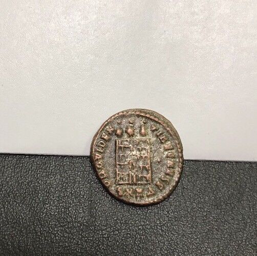 Licinius II A.D. 317-324 Roman AE Bronze Follis Campgate Reverse