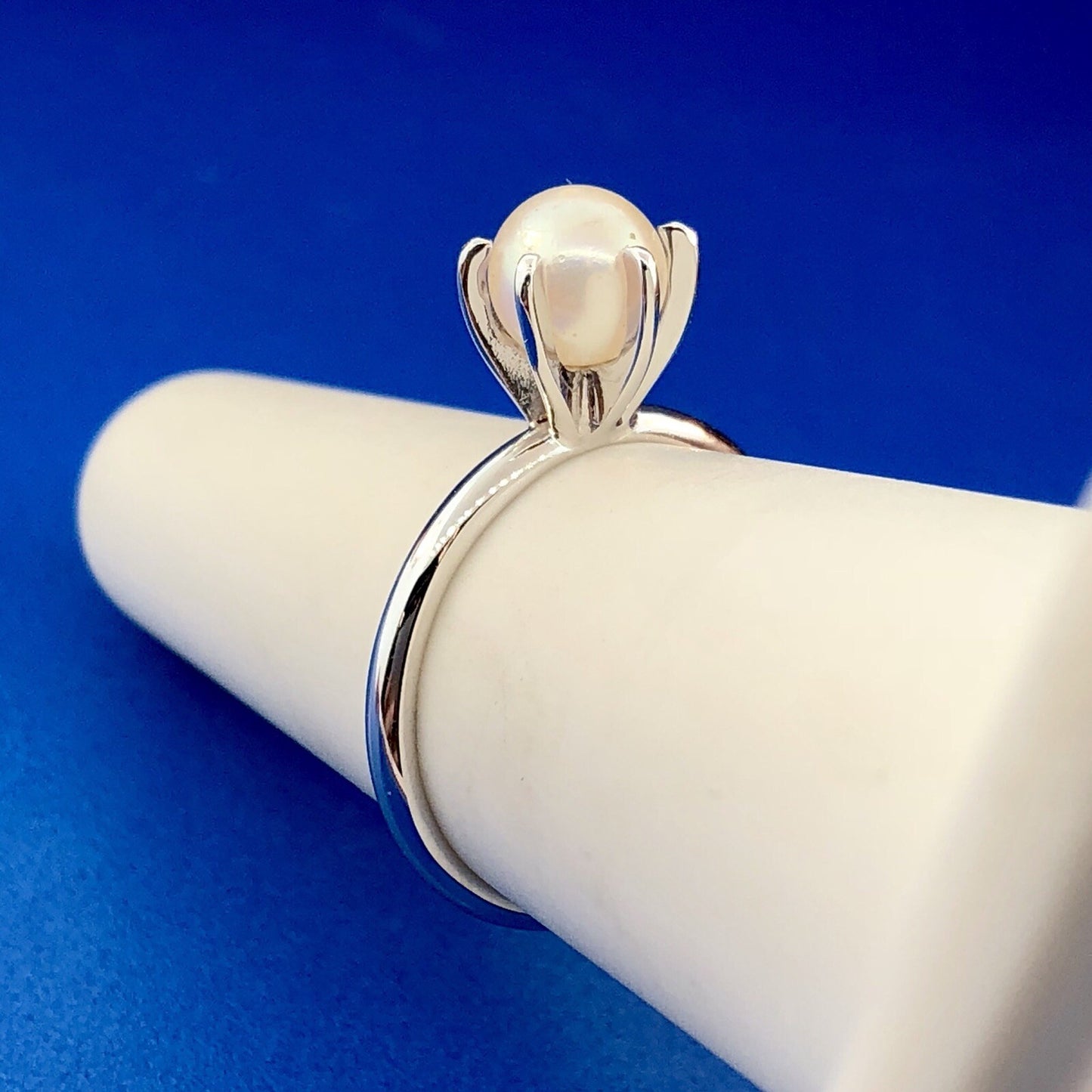 Designer 14K White Gold 6 mm Pearl Solitaire June Bridal Sweetheart Ring