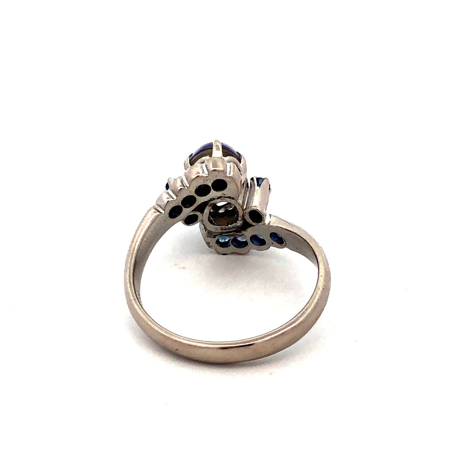 Estate 18K White Gold Oval Amethyst Cabochon Sapphire Accents Solitaire Ring