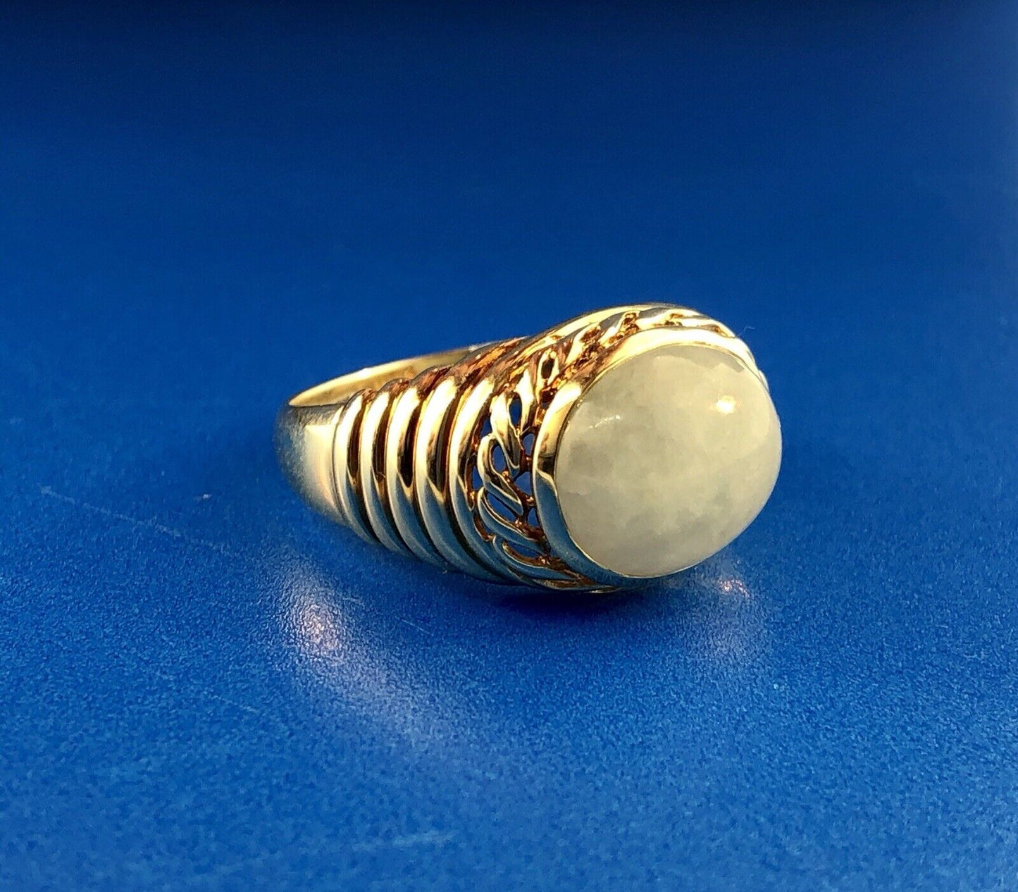 Designer PDV 14K Yellow Gold Oval Jade Jadeite Modernist Ribbed Dome Ring