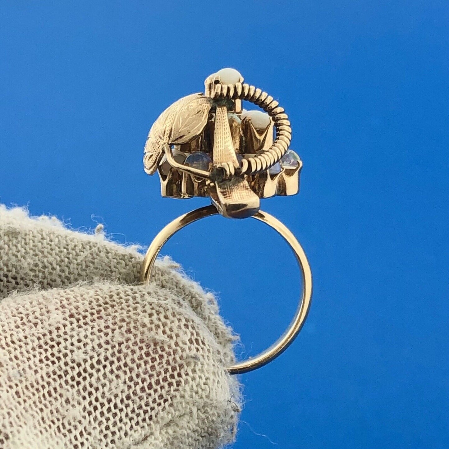 Gorgeous 14k Yellow Gold Cabochon White Opal Towering Grape Cluster Ring Size 3