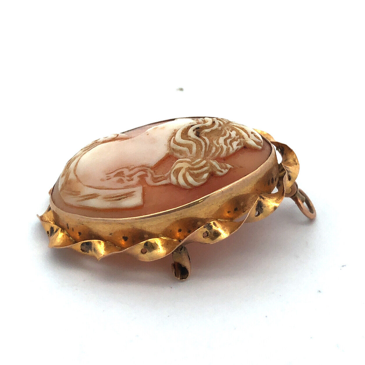 10K Yellow Gold Vintage Oval Carved Shell Cameo Pendant Pin Brooch