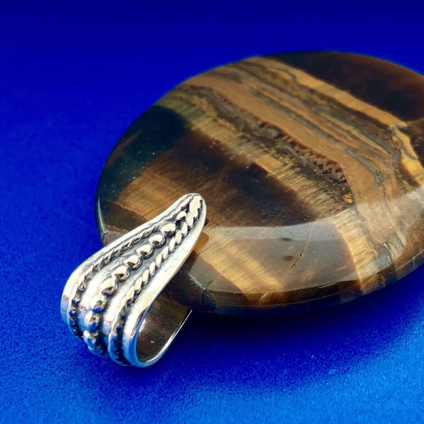 Retro 925 Sterling Silver Tiger Eye Worry Stone Chakra Statement Pendant
