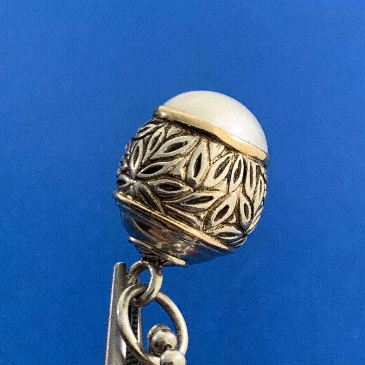 Designer 925 Sterling Silver 14K Gold Pearl Leaf Motif Pendant Necklace