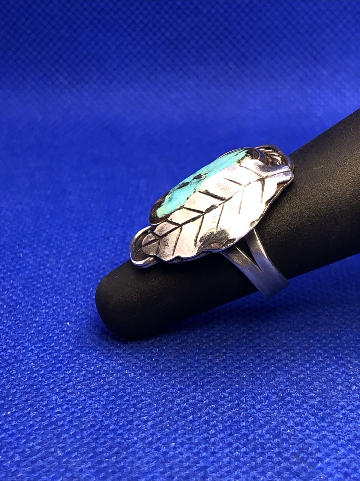 Taxco Mexico 925 Sterling Silver Turquoise Leaf Detail Statement Ring