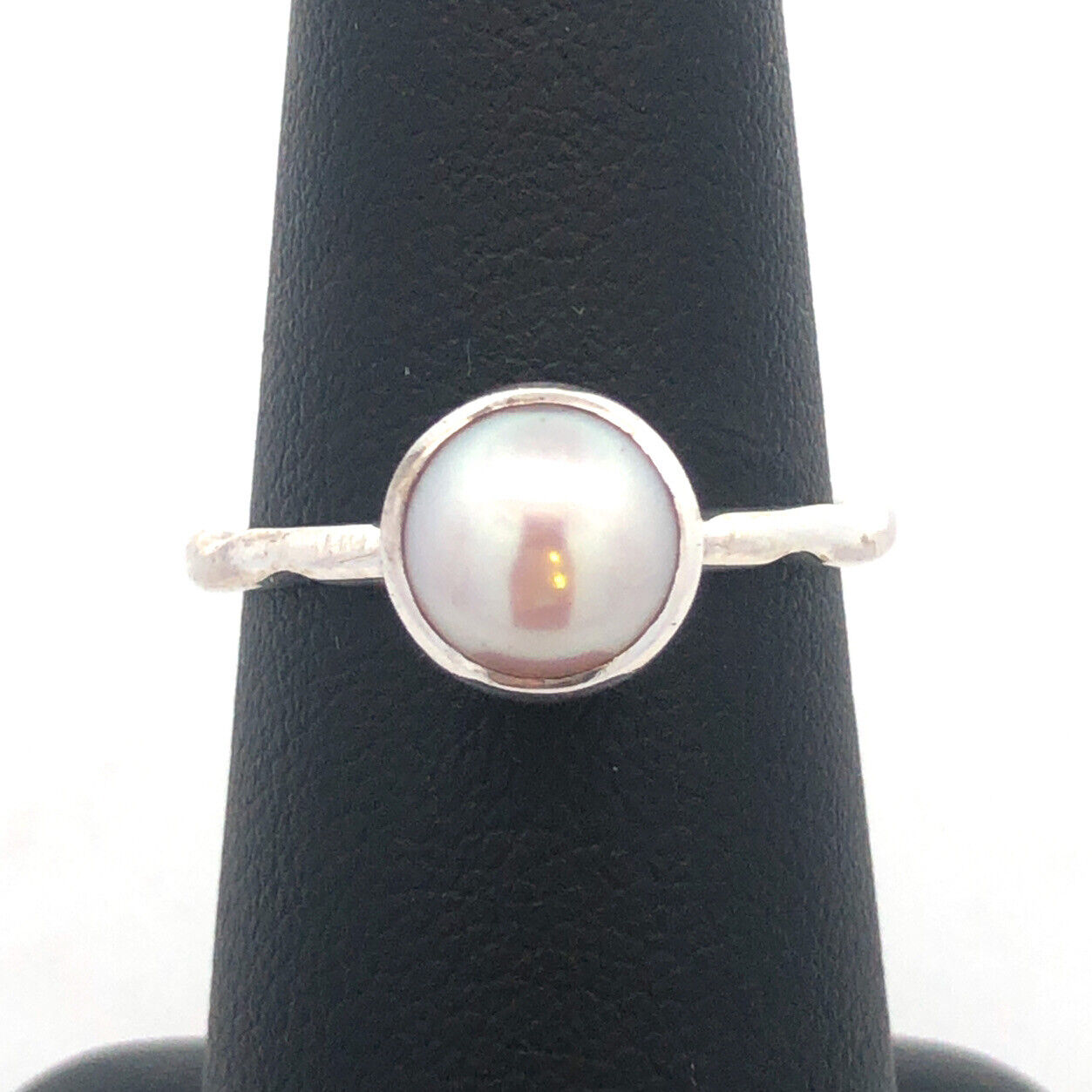 925 Sterling Silver Round Light Pink Pearl Solitaire Occasion Ring