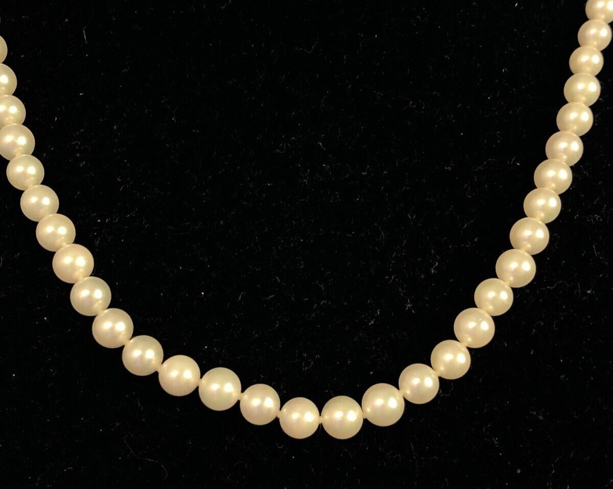 Vintage Majorica 14K Yellow Gold White Simulated Pearl Knotted Beaded Necklace