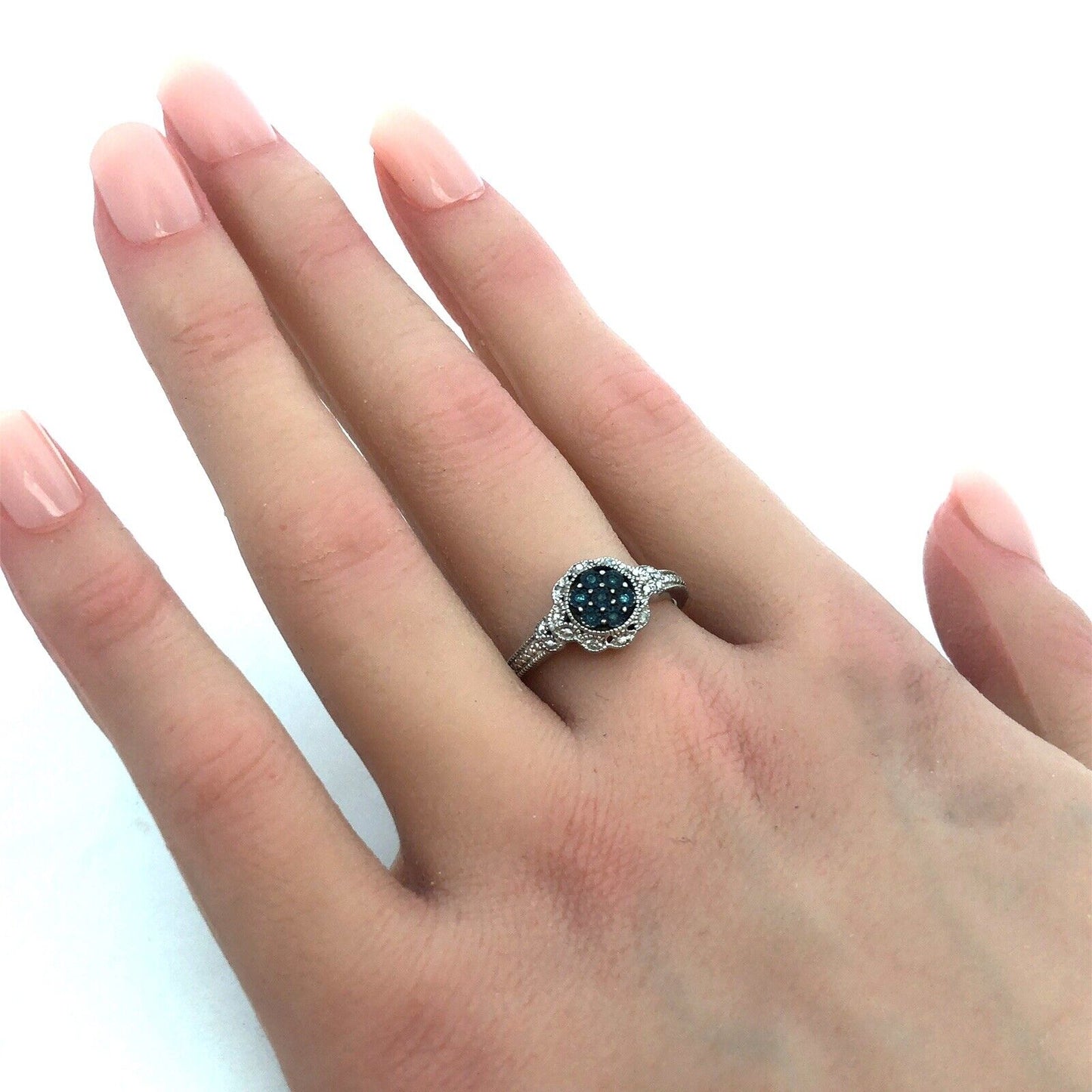 Designer 925 Sterling Silver Blue White Round Diamond Bead Detail Cocktail Ring