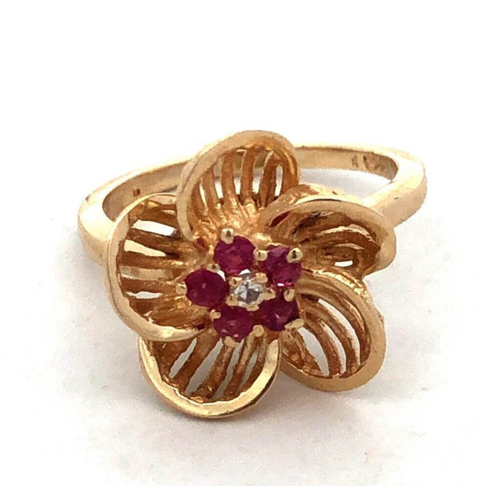 Designer 14K Yellow Gold Round Ruby Diamond Flower Daisy Cocktail Ring