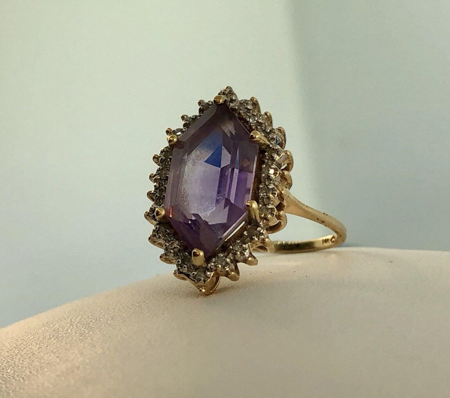 Estate 14K Yellow Gold Amethyst Diamond Halo February Anniversary Occasion Ring