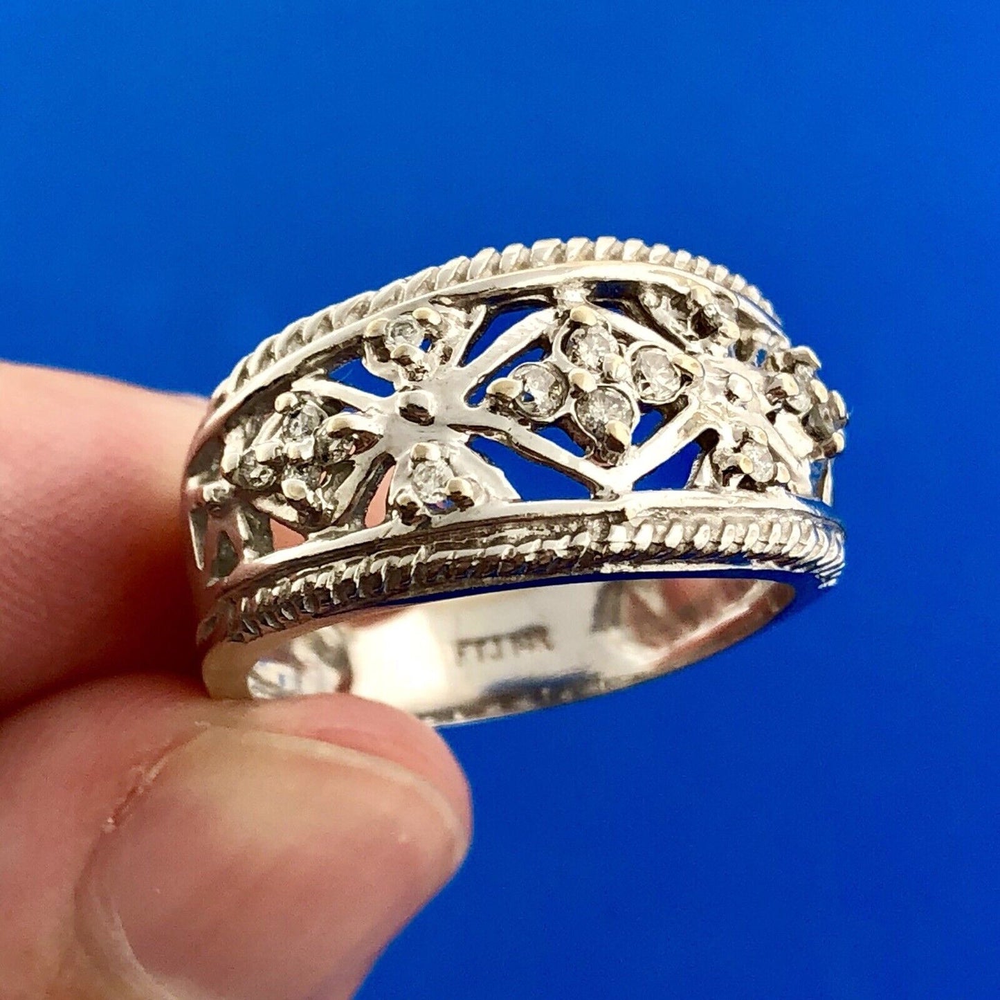 Stunning Designer FTJ 14K White Gold Diamond Celtic Design Band Ring Size 6.75