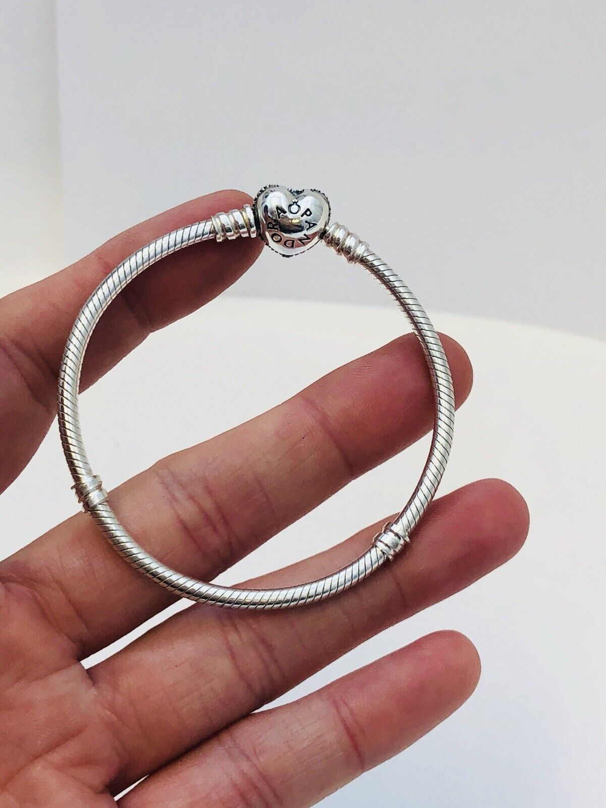 Authentic Pandora 925 Sterling Silver Pave Heart Clasp Charm Bracelet 590727CZ