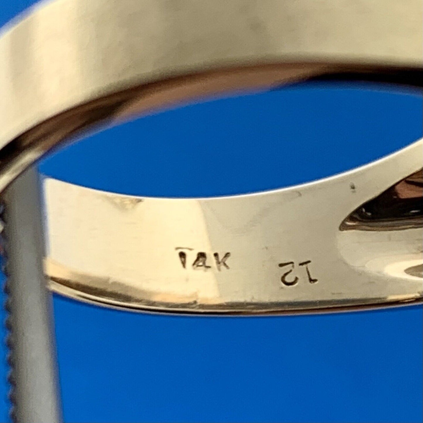 Gorgeous 14k Yellow Gold Radiant Cut Diamond Triple Set Channel Ring Size 9.5