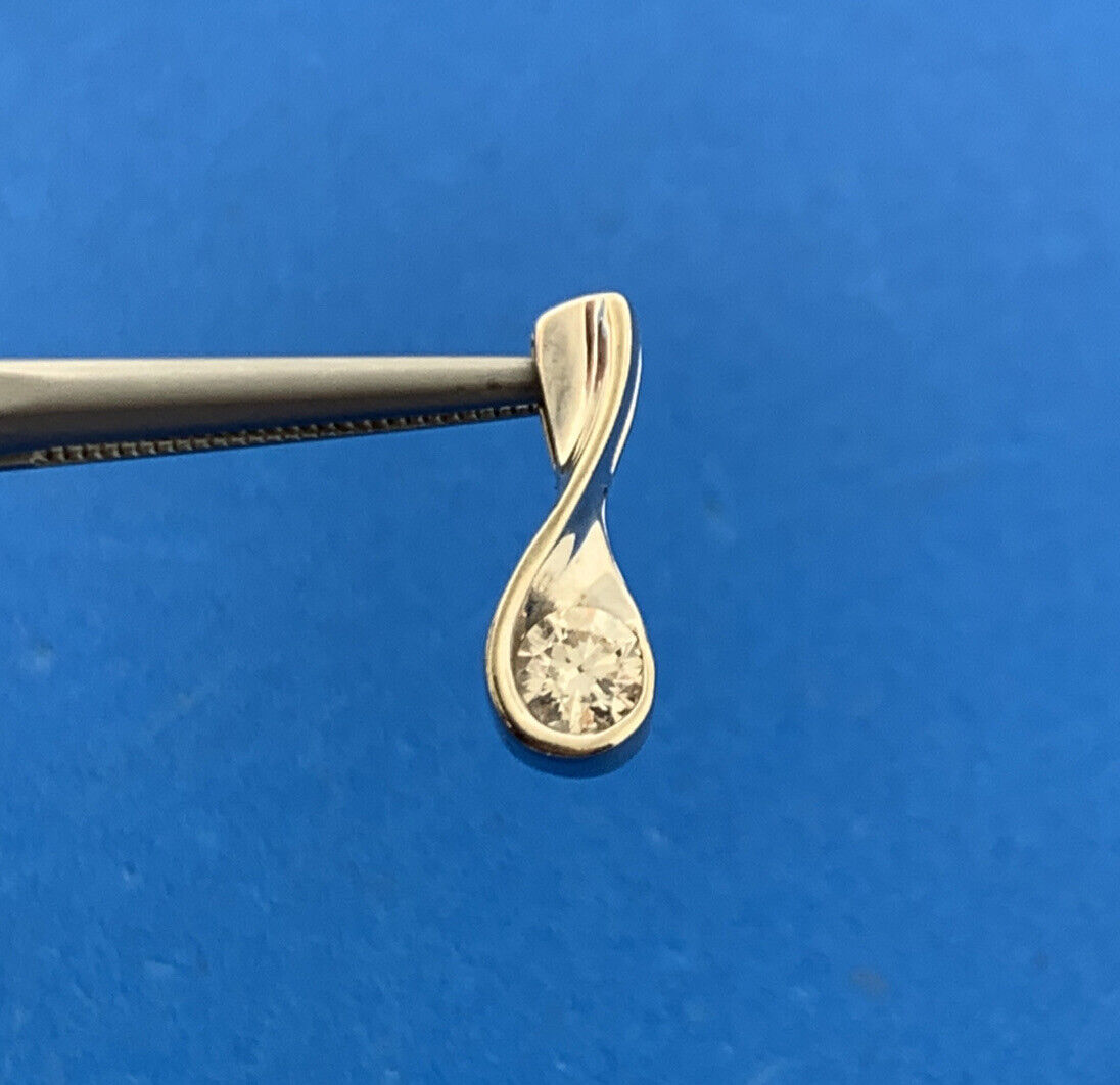 Designer 14K White Gold Diamond Solitaire Infinity Eternity Anniversary Pendant
