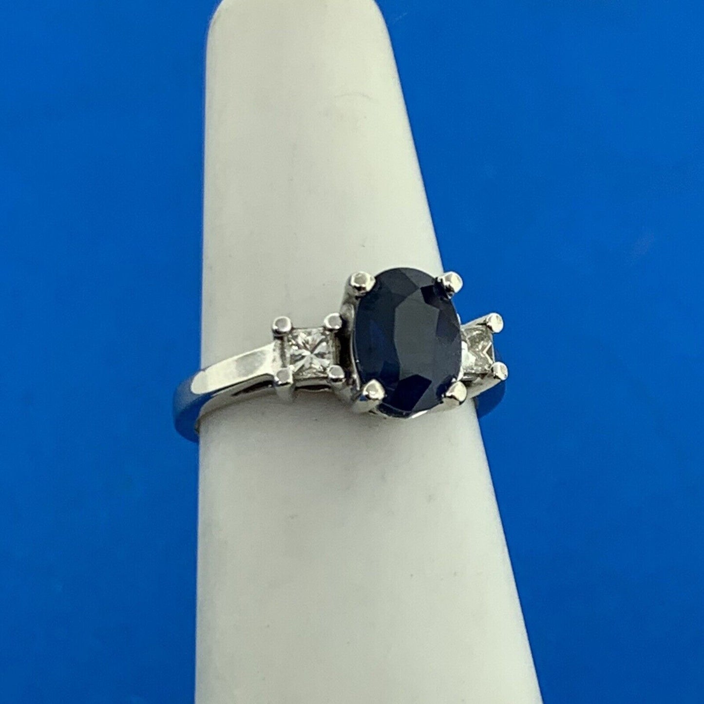 Designer 14K White Gold Oval Sapphire Princess Diamond Accented Size 6.5 Ring