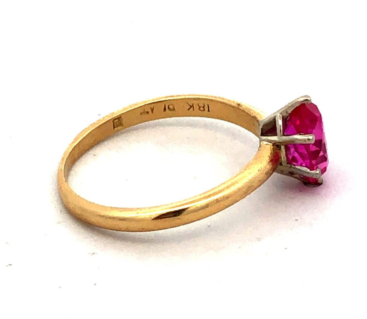 Estate 18K Yellow Gold Oval Pink Ruby Solitaire July Birthstone Anniversary Ring