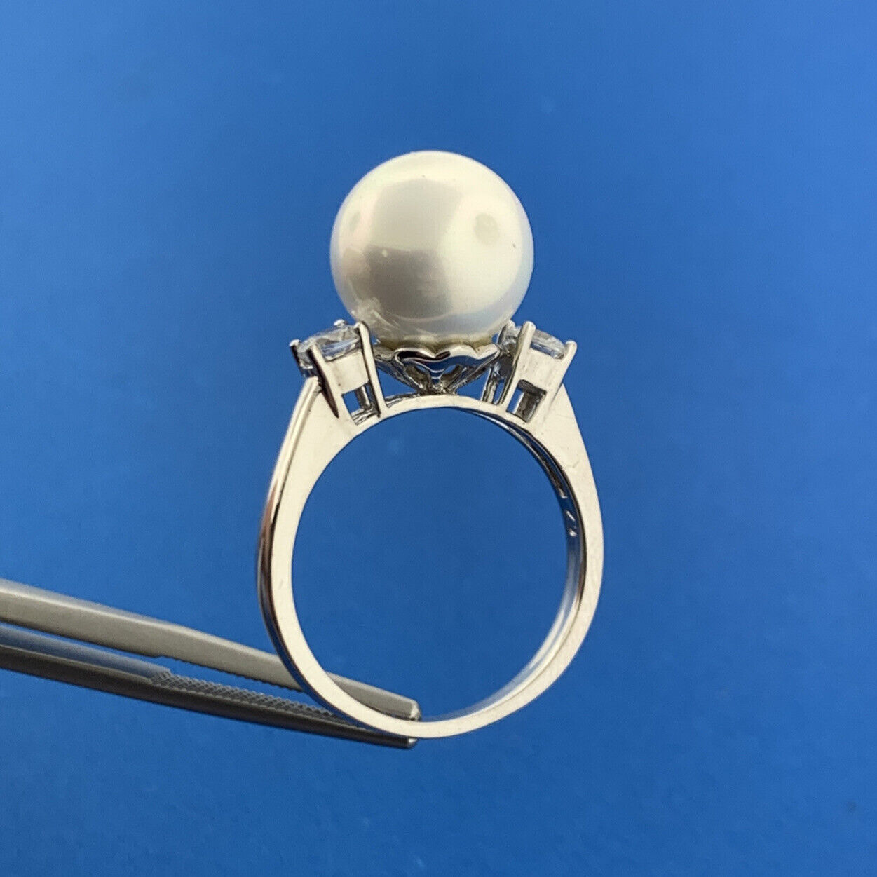 Stunning Sterling Silver 925 Faux Pearl Sparkling Round Cut CZ Ring Size 9
