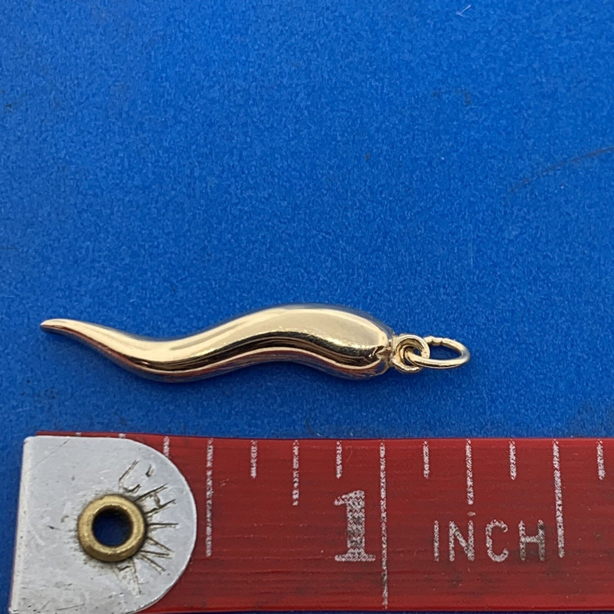 Designer 14K Yellow Gold Italian Horn Good Luck Pendant