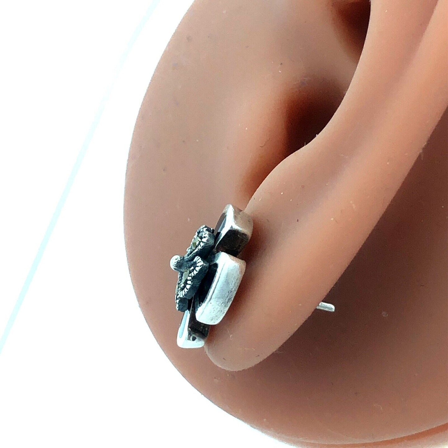 Estate Sterling Silver Black Onyx Inlay Marcasite 4 Leaf Clover Stud Earrings