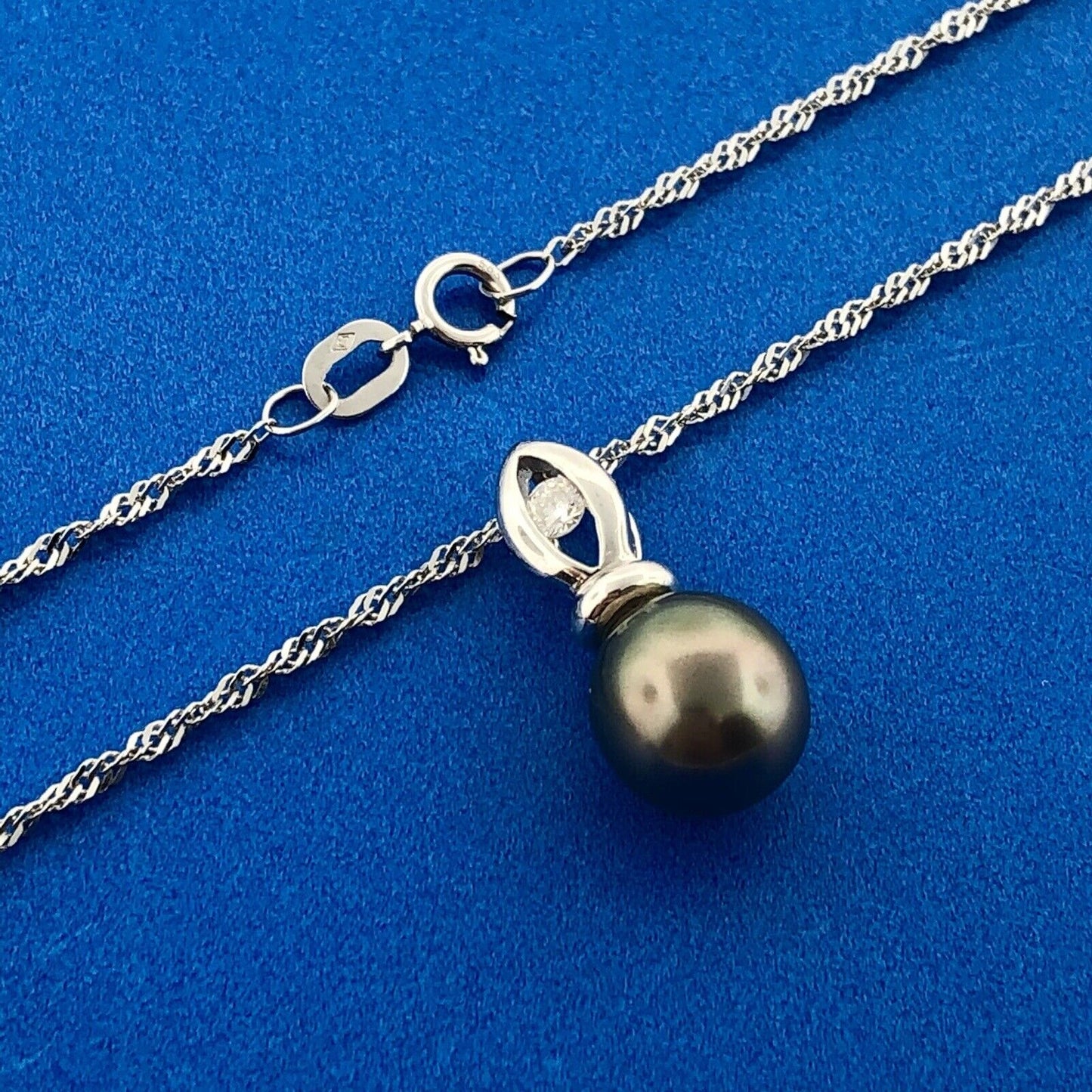 14k White Gold Tahitian Pearl Pendant Necklace with Diamond Accent