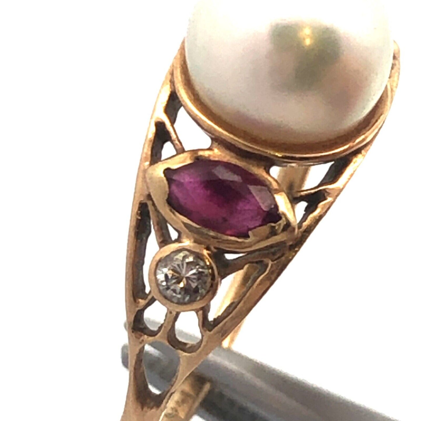 Vintage 14K Yellow Gold Pearl Ruby Diamond Art Deco Style Cocktail Ring