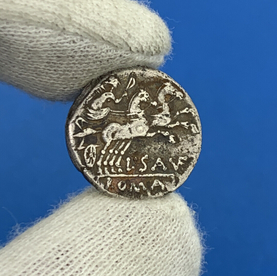 152 BC Roman Republic Lucius Saufeius AR Denarius