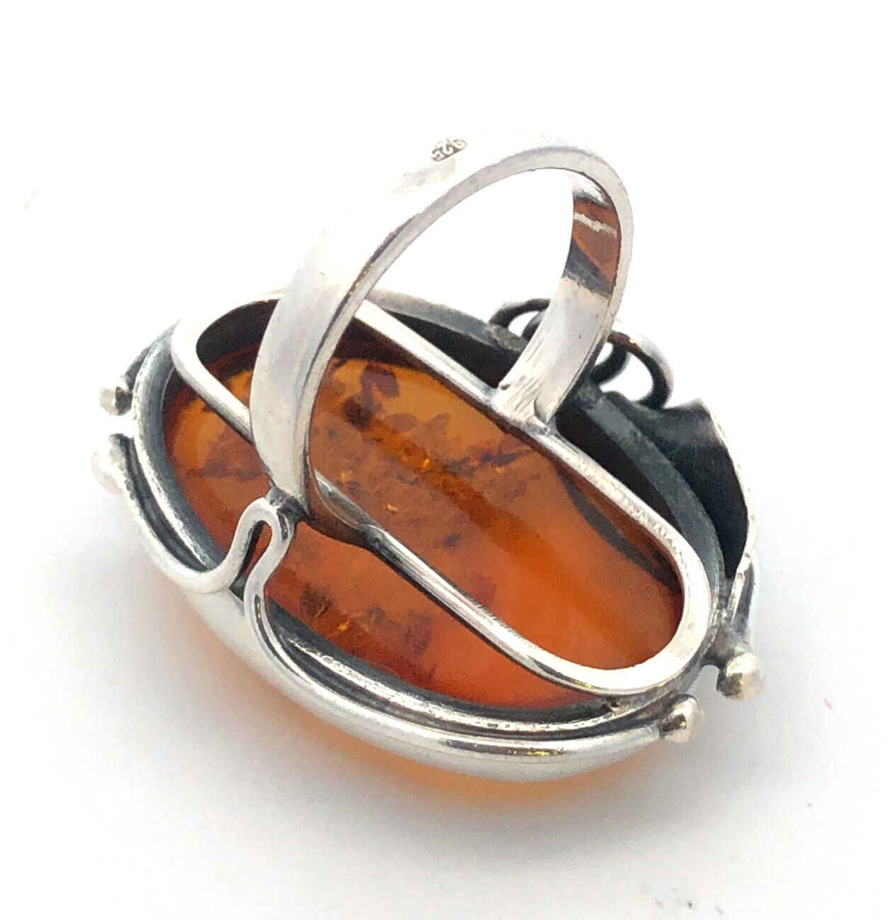 Vintage 925 Sterling Silver Oval Amber Vine Detail Statement Ring