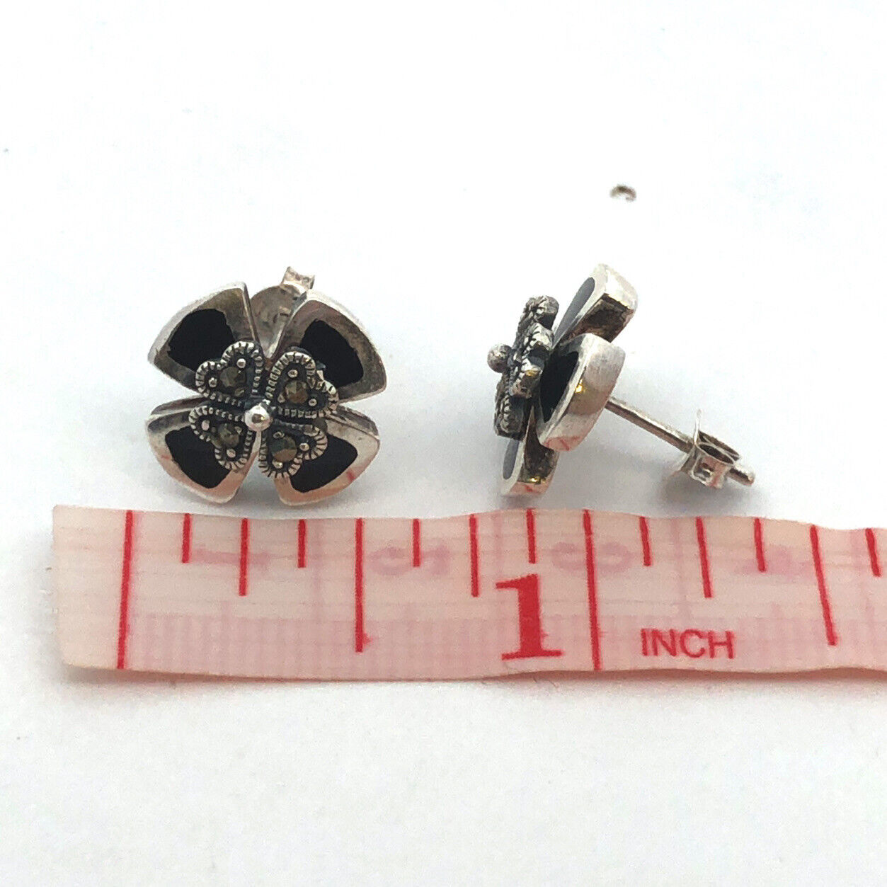 Estate Sterling Silver Black Onyx Inlay Marcasite 4 Leaf Clover Stud Earrings