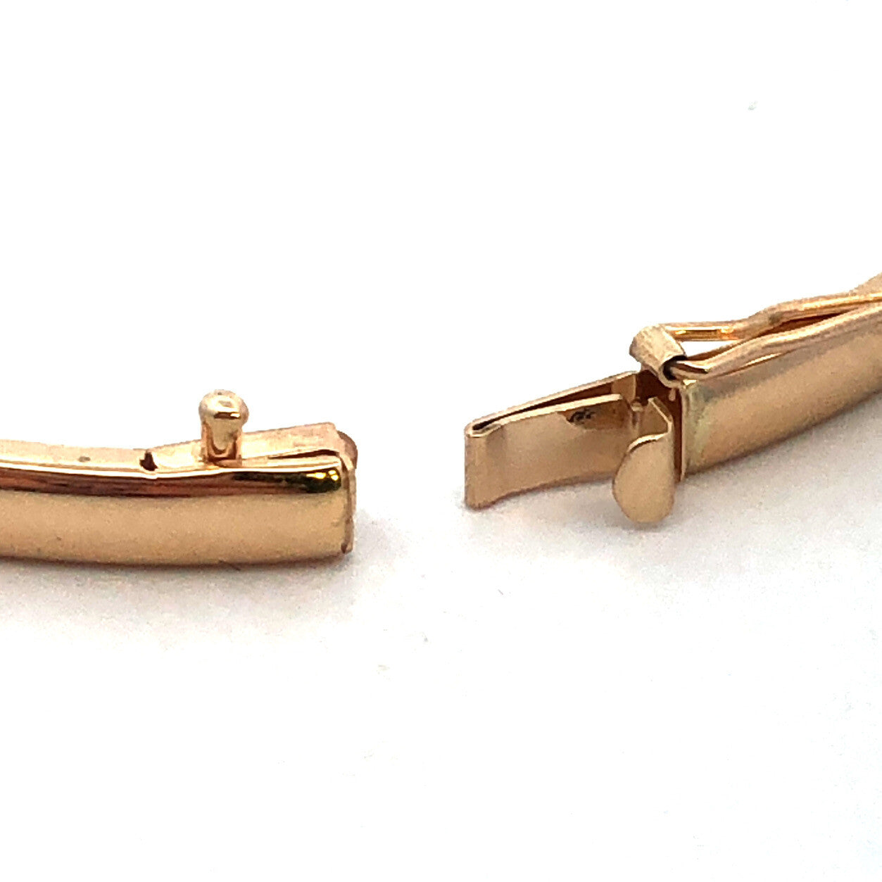 Designer 14K Yellow Gold Channel Set Round Ruby Diamond Hinged Bangle Bracelet