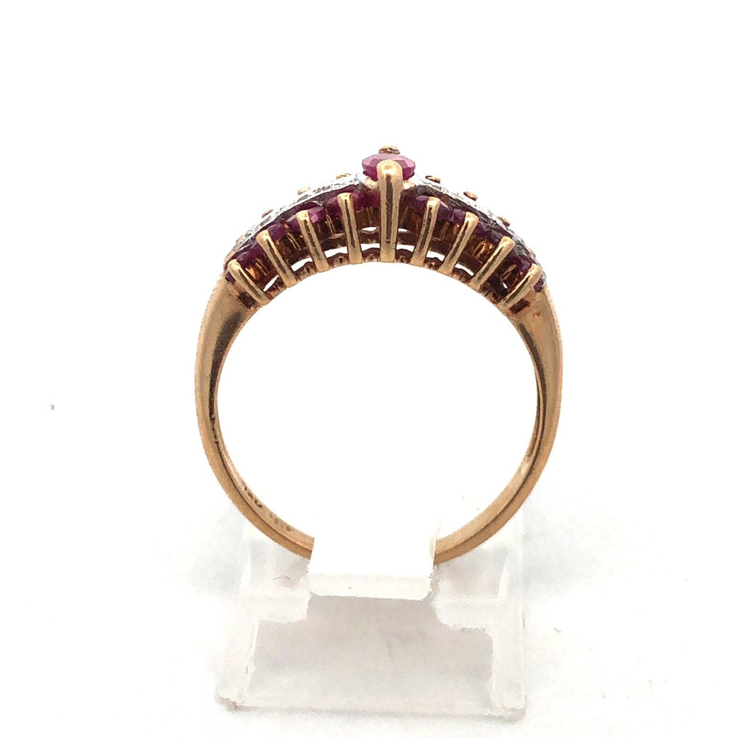Vintage 10K Yellow Gold Ruby Diamond Engagement Anniversary Cocktail Ring