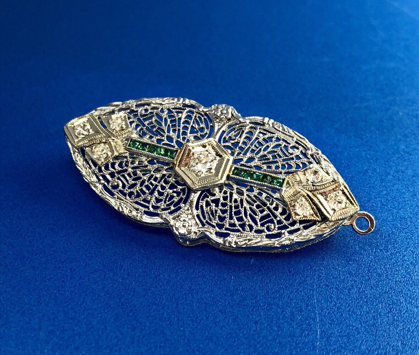 Art Deco 14K White Gold Diamond Emerald Floral Filigree Bar Pin Brooch Pendant