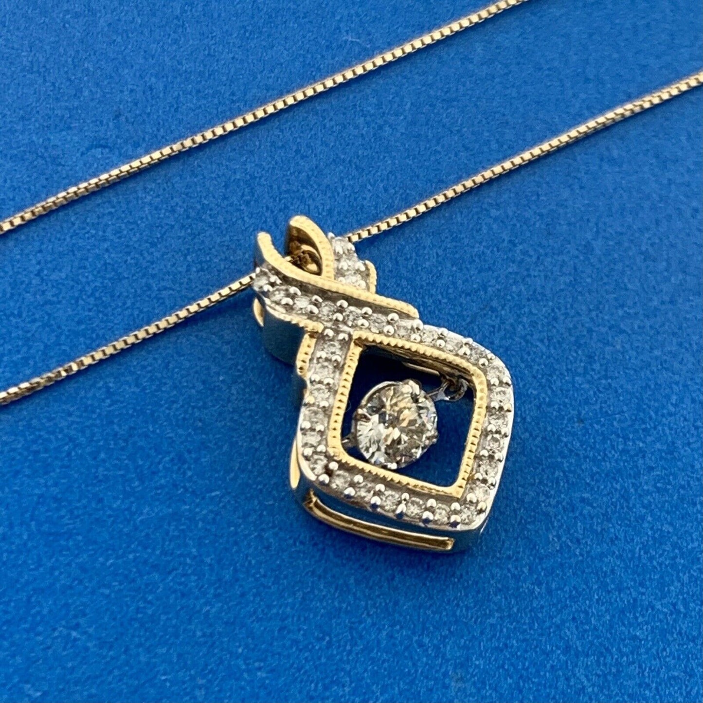 Gorgeous 14k Yellow Gold Round Cut Suspended Diamond 16" Box Chain Necklace