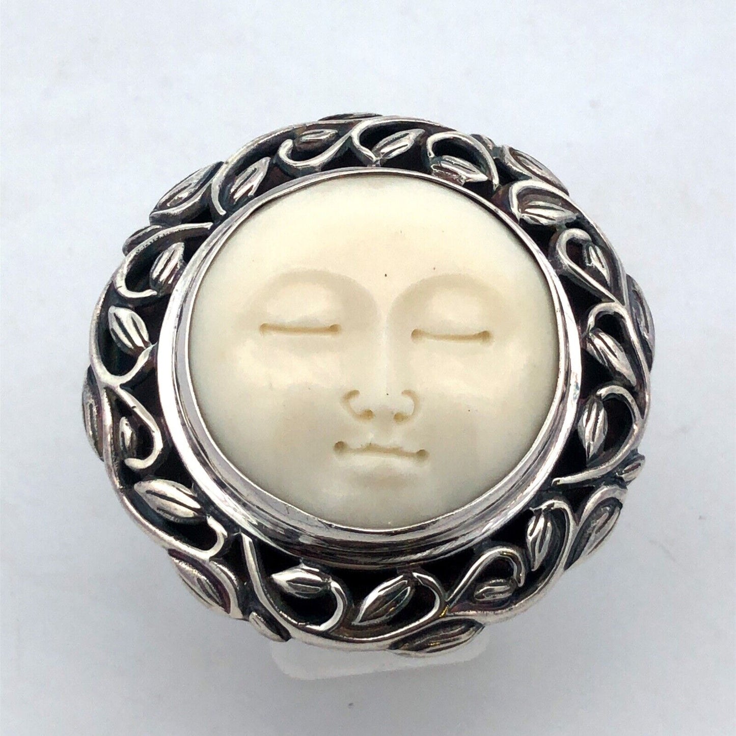 Vintage 925 Sterling Silver Round Carved Resin Moon Face Vine Statement Ring