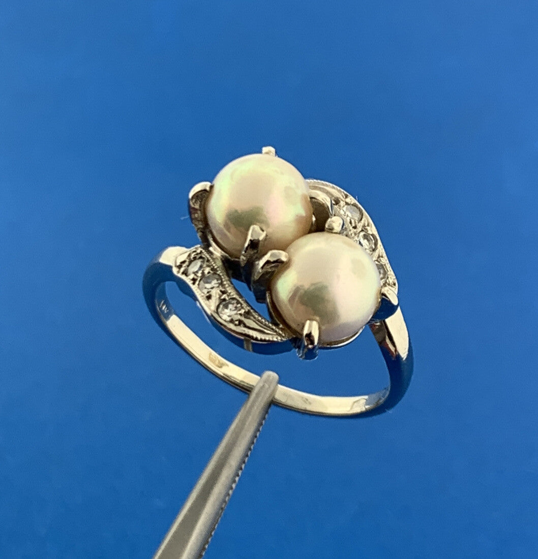 Vintage 14K White Gold Pearl Duo Diamond Accented June Anniversary Cocktail Ring