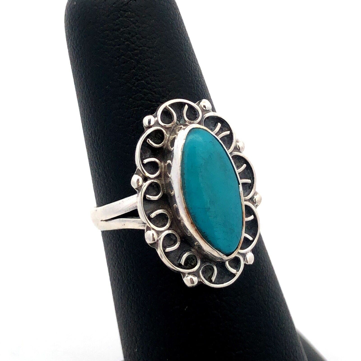 Vintage Native American 925 Sterling Silver Oval Turquoise Old Pawn Ring