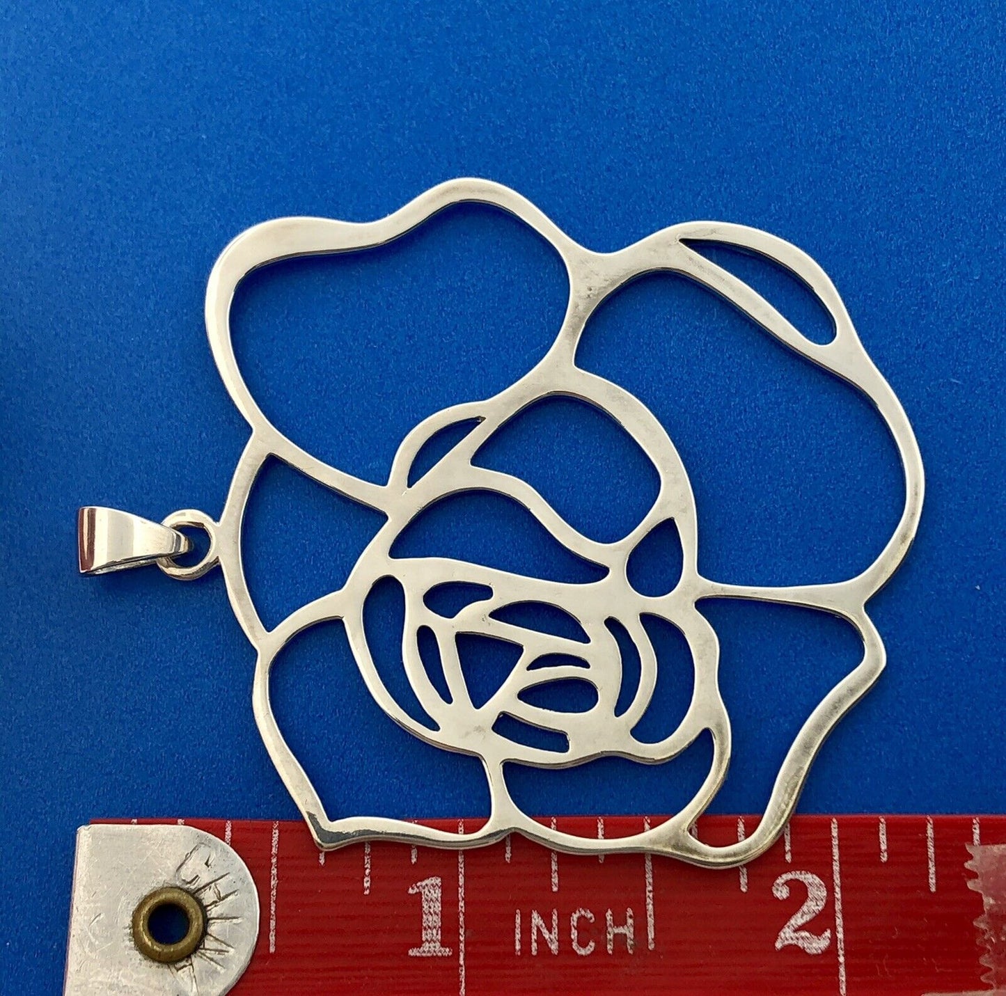 Estate FAS 925 Sterling Silver Rose Flower Bouquet Cut Out Statement Pendant