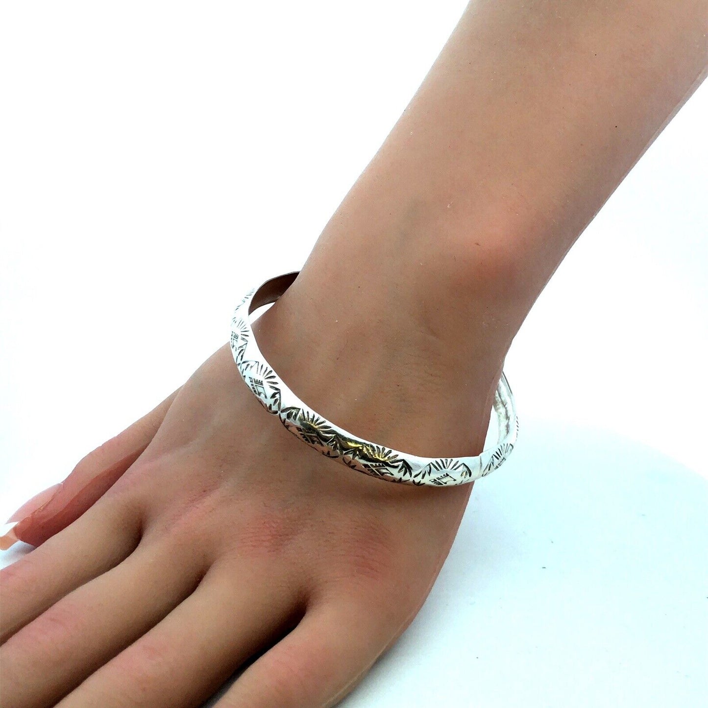 Native American Southwestern 925 Sterling Silver Concho Etched Bangle Bracelet