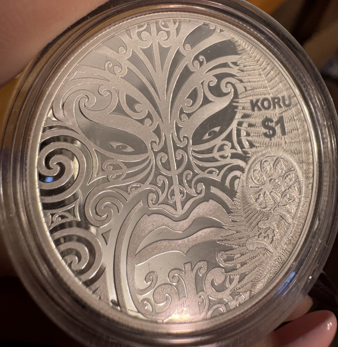 2013 New Zealand S $1 Silver Proof Koru Maori Art Coin Original Mint Packaging