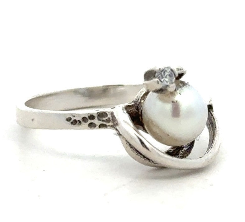 Designer Sterling Silver Pearl Cubic Zirconia Accented Modernist Cocktail Ring