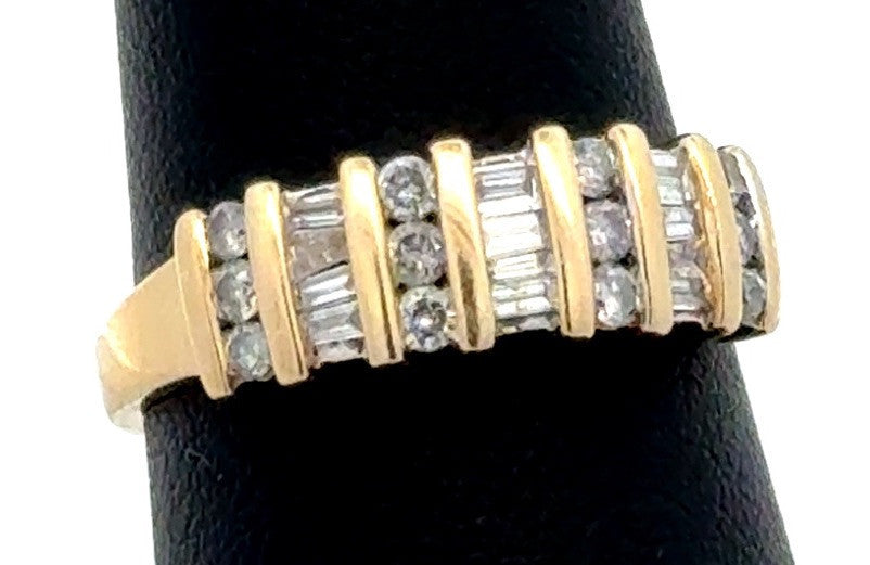 Designer HN 14K Yellow Gold Round Baguette Diamond Wedding Anniversary Band Ring