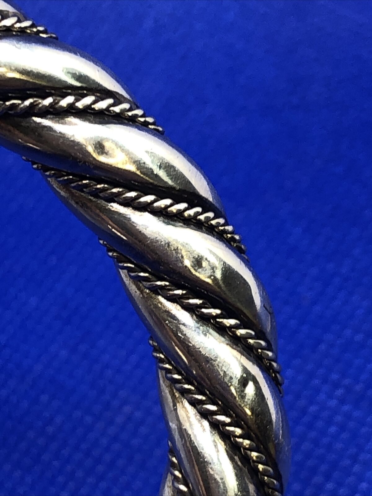 Designer MWS 925 Sterling Silver Twist Rope Design Open Cuff Bracelet