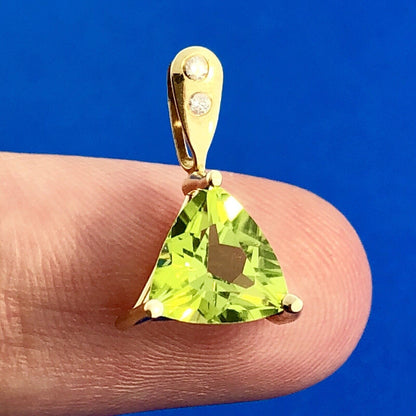 Modern 10K Yellow Gold Peridot Diamond Trapezoid August Birthstone Pendant