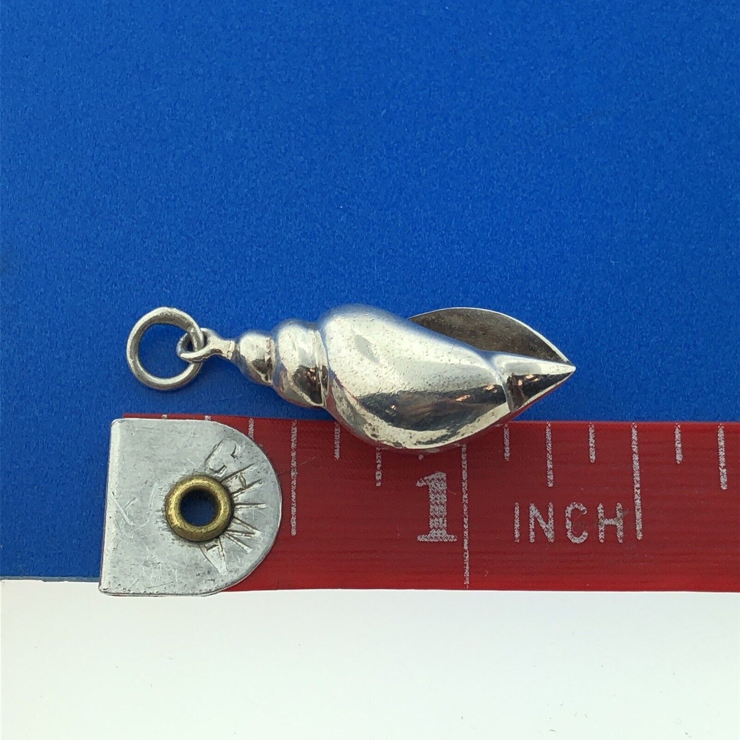 Vintage 925 Sterling Silver Conch Sea Shell Ocean Beach Life Drop Pendant