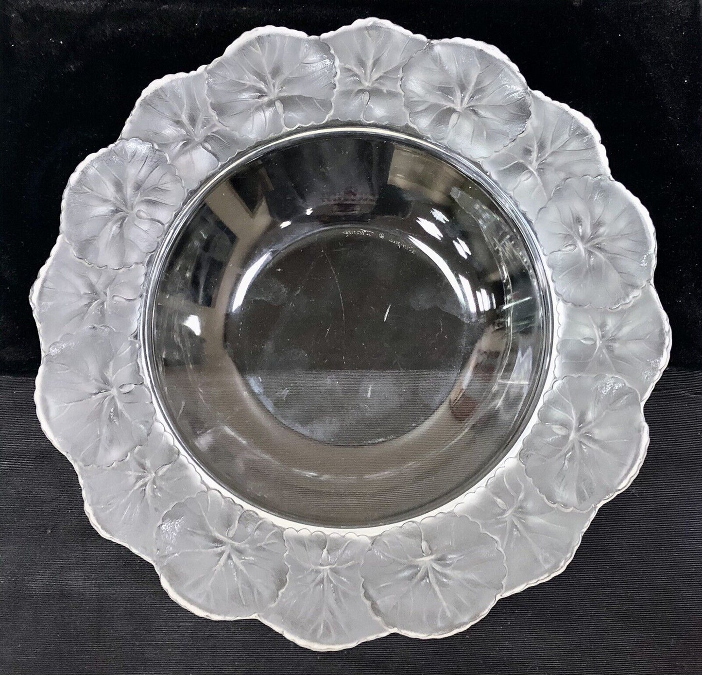 Mid Century France Lalique Honfleurs Geranium Clear Frosted Crystal Leaf Bowl